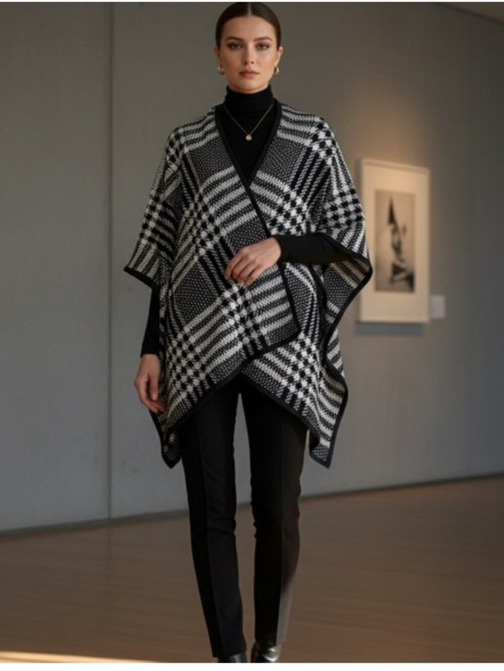 Talbots Black and White Plaid Knit Poncho Cape Size M/L